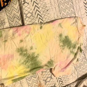 Cute tie die shirt!